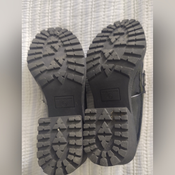 Thick Heel Loafers - Picture 4 of 5